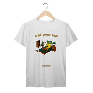Camiseta A luz dormiu acesa
