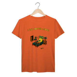 Nome do produtoCamiseta A luz dormiu acesa