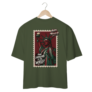 Nome do produto Camisa OversizedUnissex From Laranjeiras To The World Hat-Trickolor | Fluminense