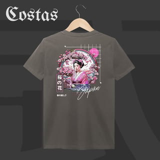 Camiseta Estonada - Geisha no Sakura | Arte nas costas