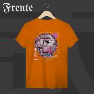 Nome do produto Camiseta T-Shirt - Geisha no Sakura | Arte no peito