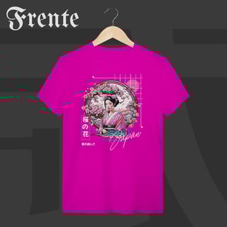 Nome do produto Camiseta T-Shirt - Geisha no Sakura | Arte no peito