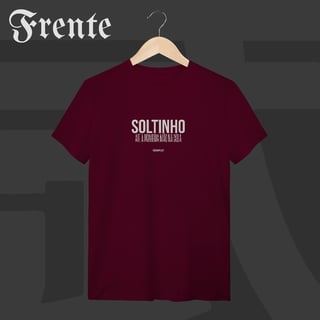Nome do produto Camiseta T-Shirt - Soltinho | Arte no peito
