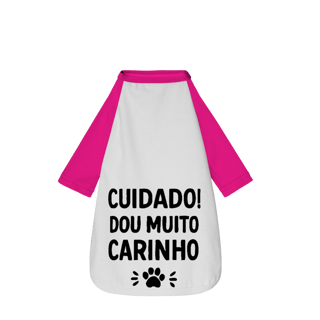 Nome do produto Cuidado! Dou Muito Carinho - Camisa pet Dog