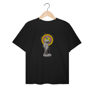 Nome do produto Camiseta Plus Size Arte Não É Crime