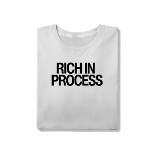 Nome do produto Camiseta Unissex - RICH IN PROCESS