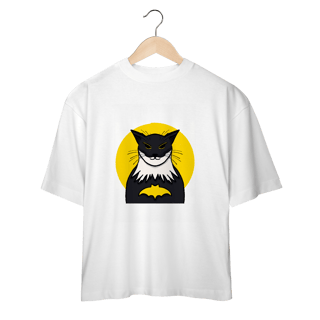 Nome do produtoCamiseta Oversized Bat-Gato: O Herói Felino da Noite - Moda Geek