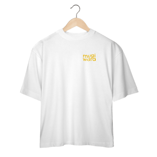 Nome do produtoCamiseta Oversized Gato Chapéu de Palha: A Aventura Felina Começa!