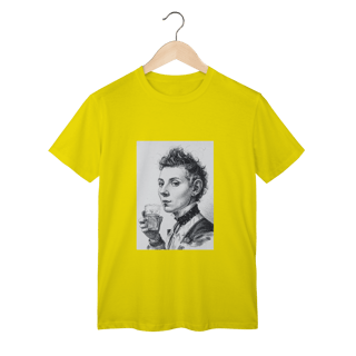 Nome do produto Woman Drinks - T shirt Classic