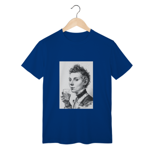 Nome do produto Woman Drinks - T shirt Classic