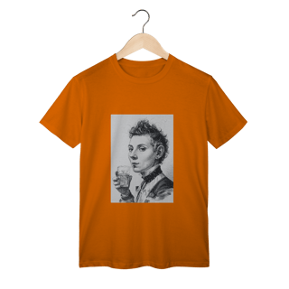 Nome do produto Woman Drinks - T shirt Classic