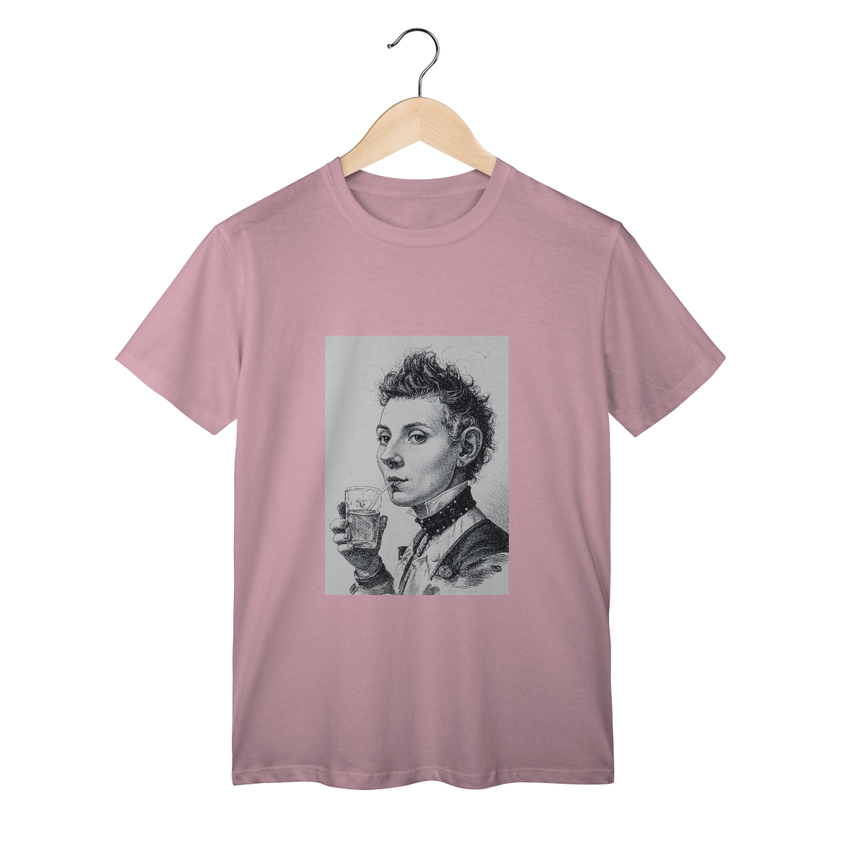 Nome do produto: Woman Drinks - T shirt Classic