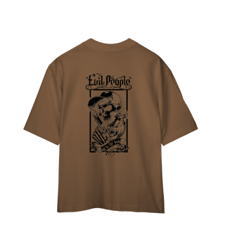 Nome do produto Camisa Oversized Evil People