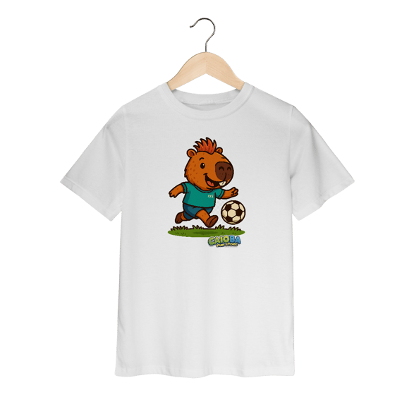 Camiseta Capivara Jogando Futebol - infantil