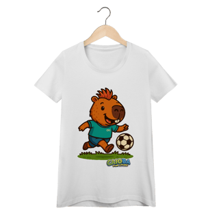 Camiseta Capivara Jogando Futebol - feminina