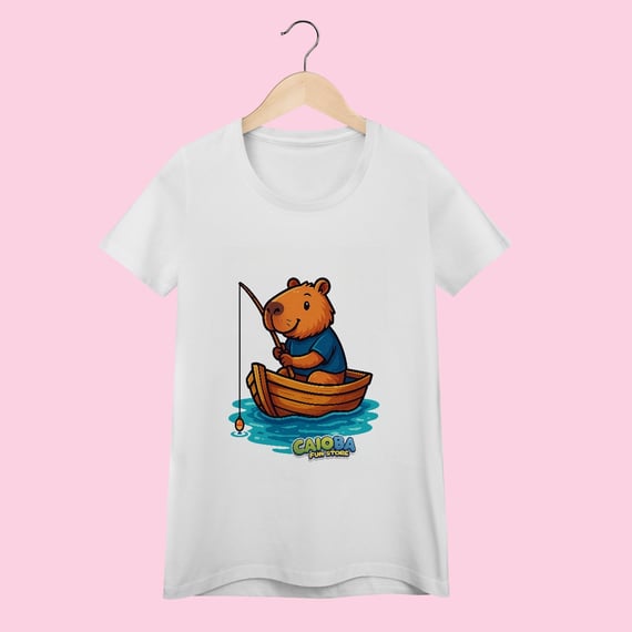 Camiseta Feminina Capivara Pescando – 100% Algodão | Estampa Divertida e Exclusiva