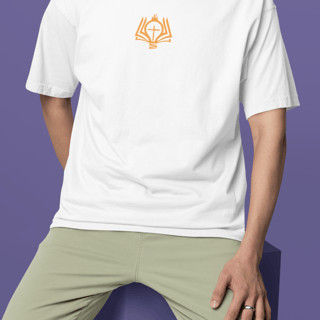 Nome do produto Camiseta Oversized Lisa+Marca Amarelo/Frente