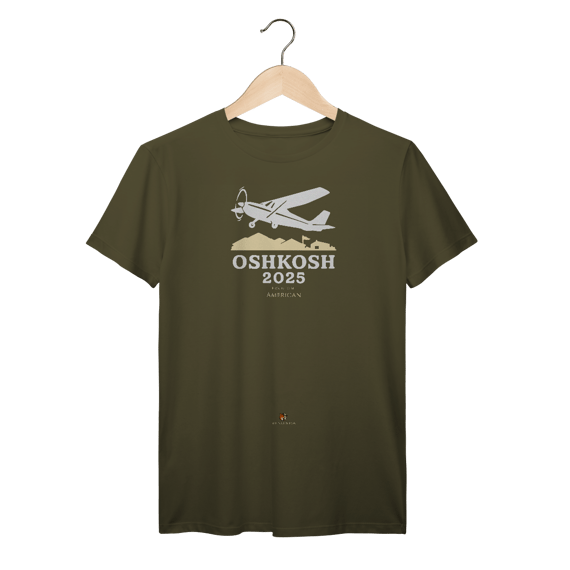 Camiseta Oshkosh 2025 Bennet & Fox - O Espírito das Grandes Aventuras da Aviação