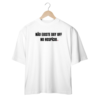 Camiseta Oversized - day off - Branca