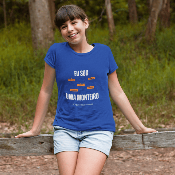 Camiseta Feminina Infanto-Juvenil Eu Sou uma Monteiro – Nome Que Representa (Quality Infantil - 10 a 14anos)