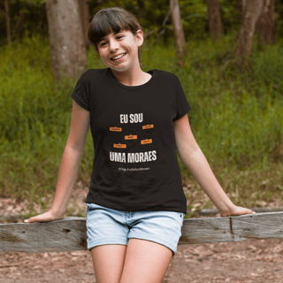 Camiseta Feminina Infanto-Juvenil Eu Sou uma Moraes – Nome Que Representa (Quality Infantil - 10 a 14 anos)