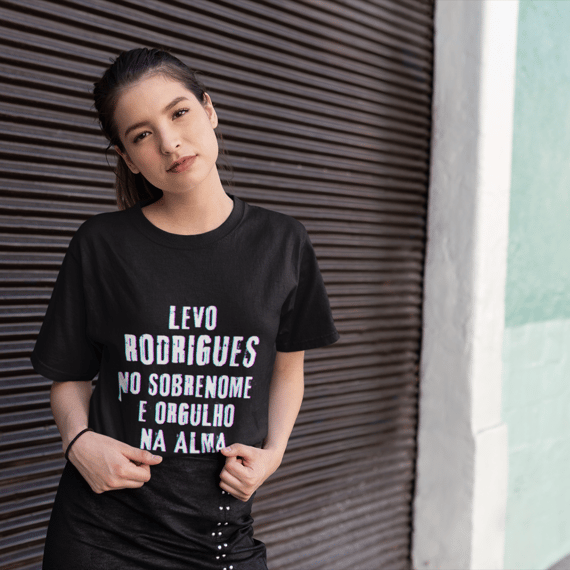 Camiseta Unissex Infanto-Juvenil Rodrigues no Nome, Orgulho na Alma (Malha Quality)