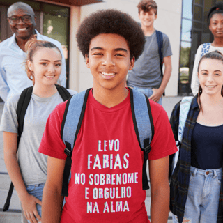 Nome do produto Camiseta Unissex Infanto-Juvenil Farias no Nome, Orgulho na Alma (Malha Quality)