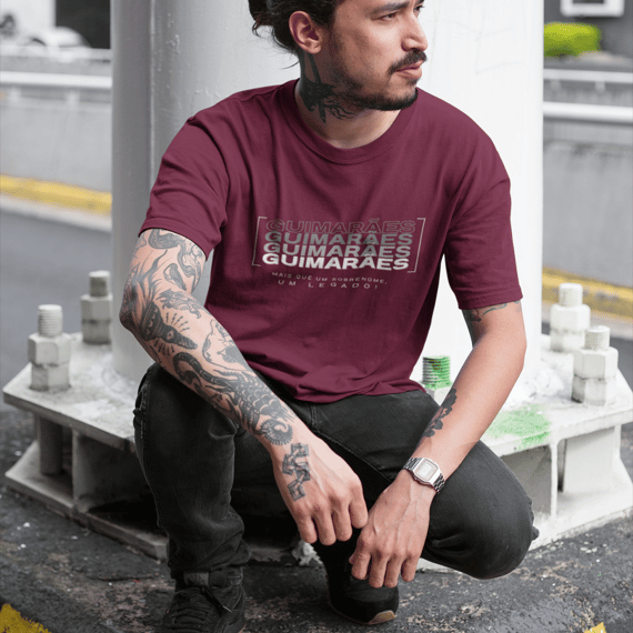 Camiseta Unissex “Guimarães, Mais que um Sobrenome, um Legado!” – Vista o Legado (Malha Quality)