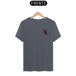 Nome do produto Thrashed Dice - T-Shirt classic