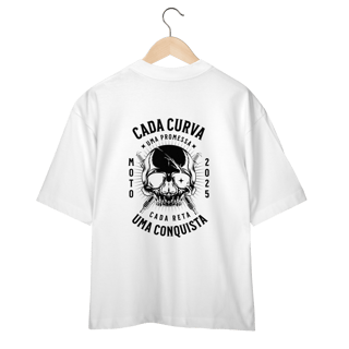 Nome do produtoCamiseta Oversized Cada Curva Uma Promessa