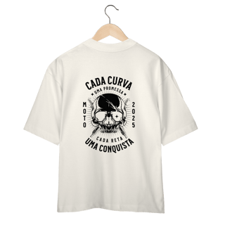 Nome do produtoCamiseta Oversized Cada Curva Uma Promessa
