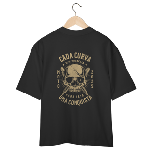Nome do produtoCamiseta Oversized Cada Curva Uma Promessa