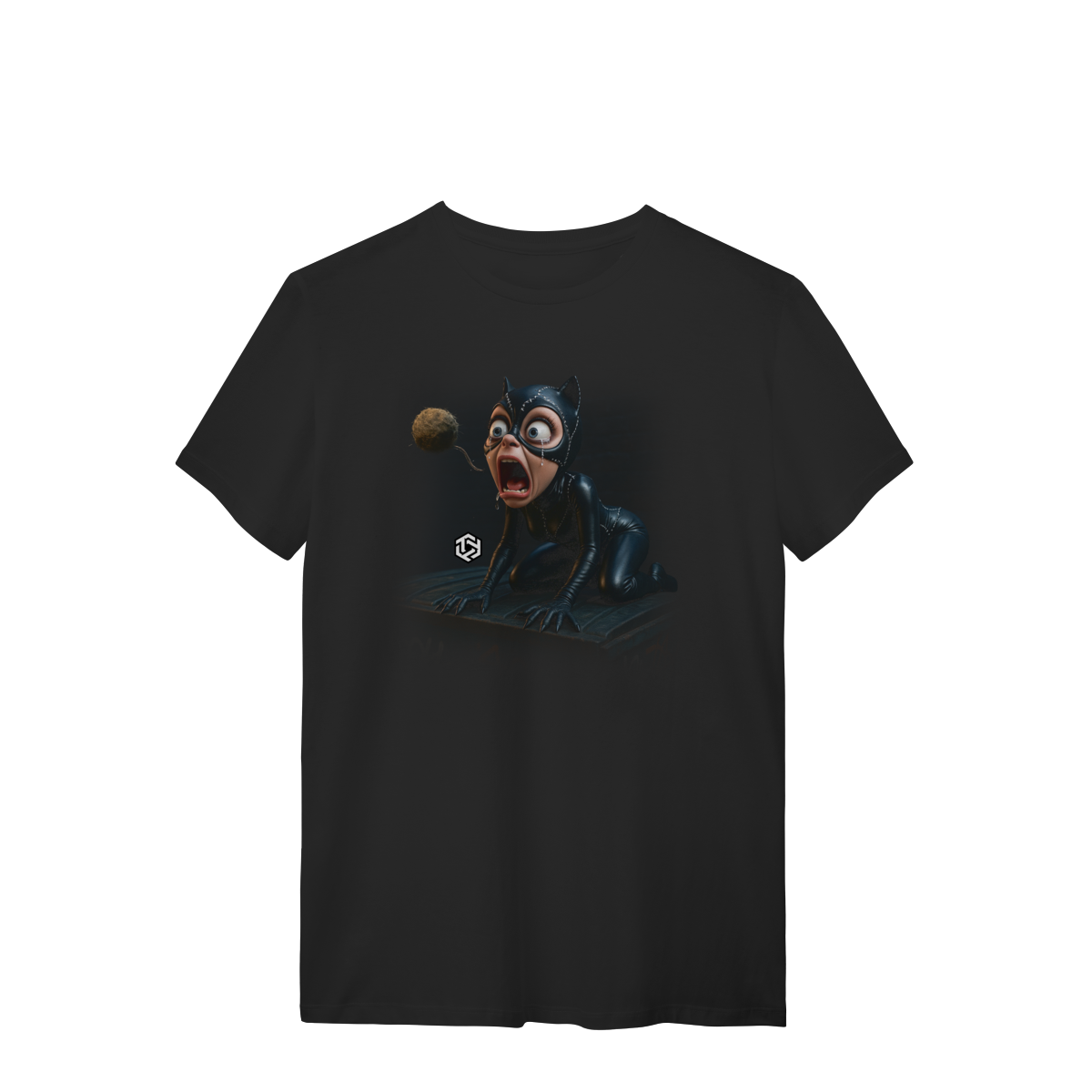 Nome do produto: Camiseta Mulher-Gato inusitada