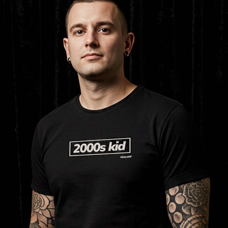 Nome do produto: Camiseta 2000s Kid