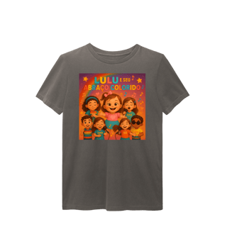 Nome do produto Lulu e Seu Abraço Colorido - T-Shirt Estonada Oficial