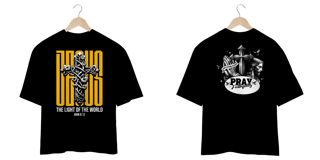 Nome do produto T-Shirt Oversized Unissex - Deus the light of the world