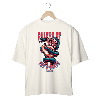Nome do produtoCamiseta Oversized Rulers of the Snakes