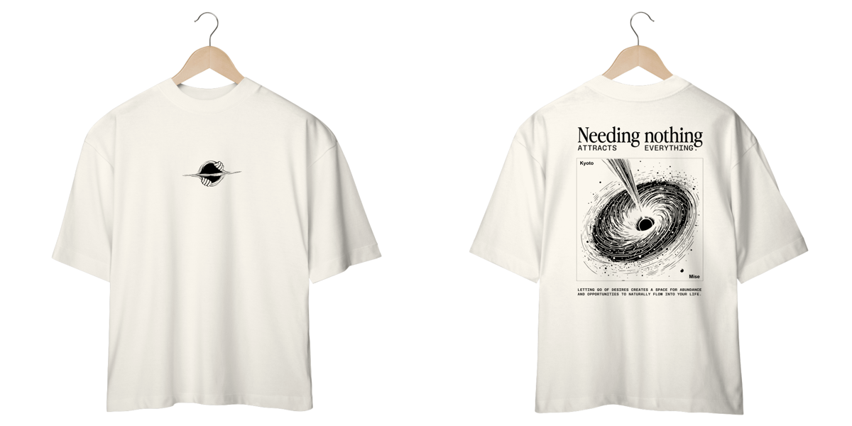 Nome do produto: Camiseta Oversized - Kyoto Black Hole