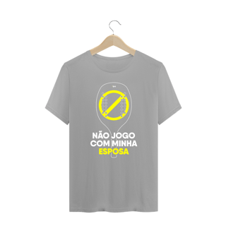 Nome do produto Camiseta Plus Size - Não jogo com minha esposa