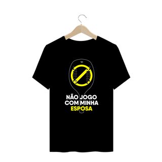 Nome do produto Camiseta Plus Size - Não jogo com minha esposa