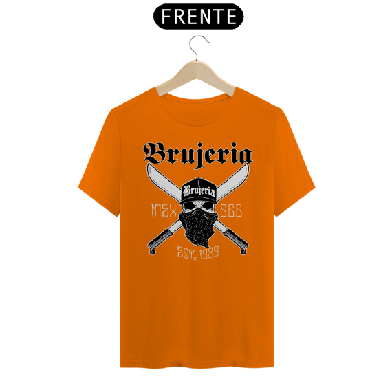 Camiseta Básica - Brujeria
