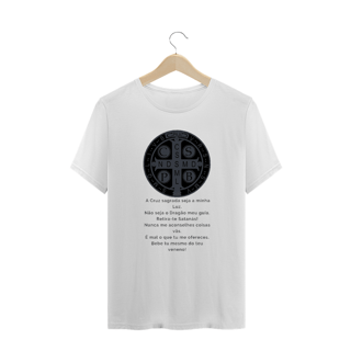 Nome do produto Camiseta plus size Oração e Cruz de São Bento