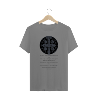 Nome do produto Camiseta plus size Oração e Cruz de São Bento