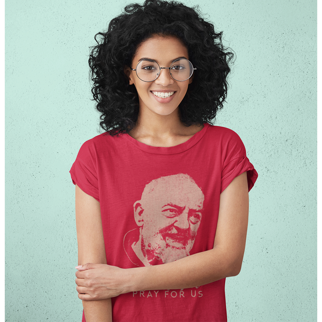 Nome do produto: Camiseta Feminina São Padre Pio
