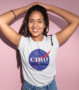 Nome do produtoCamiseta Feminina Ciro (Nasa)