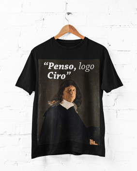 Nome do produto  Camiseta Penso, logo Ciro (Unissex) 