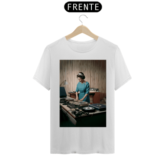 Nome do produto She's the Queen / Quality Colours