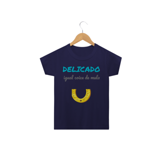 Nome do produto Camiseta Classic Infantil Masculino Estampa Frase - Delicado igual coice de mula