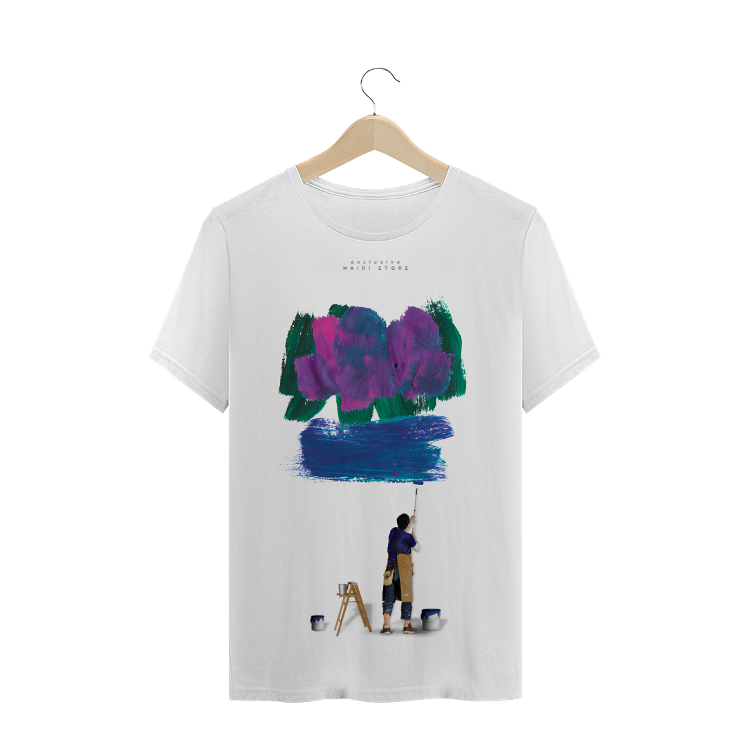 Nome do produto: Man Holding Paint Roller | Exclusive