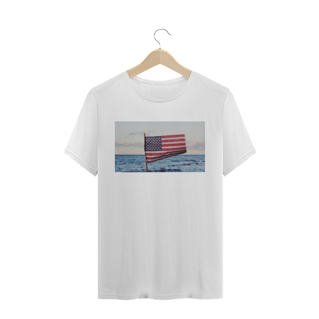 Camiseta Bandeira ao Mar